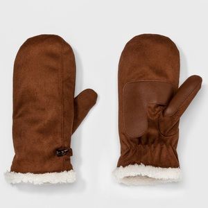 NWT! Cognac Brown Mittens w/ Soft Plush Interior